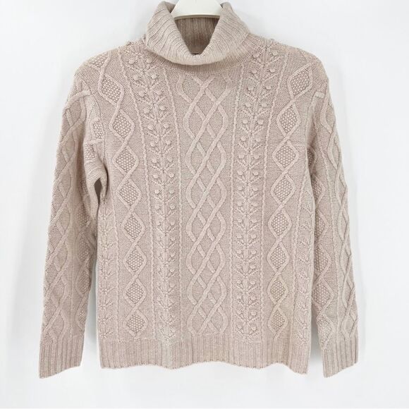 C by Bloomingdale’s Cashmere Sweater - Picture 2 of 5